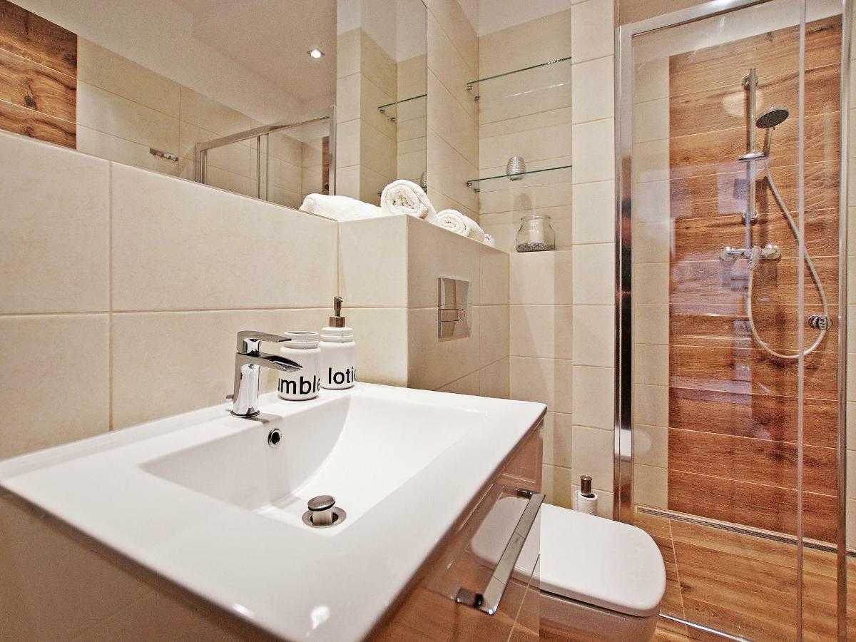 Huoneisto Apartamenty Sun&Sea Gdańsk