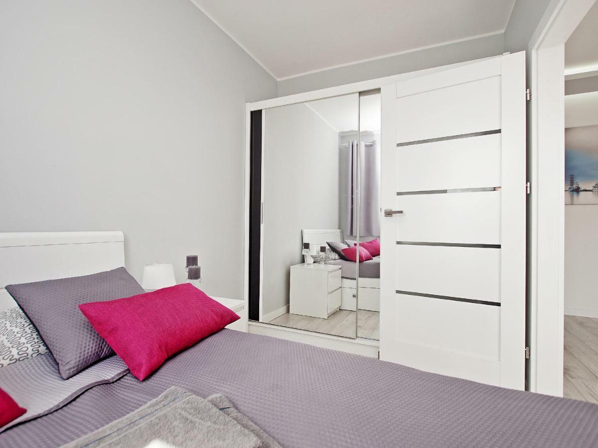 Huoneisto Apartamenty Sun&Sea *